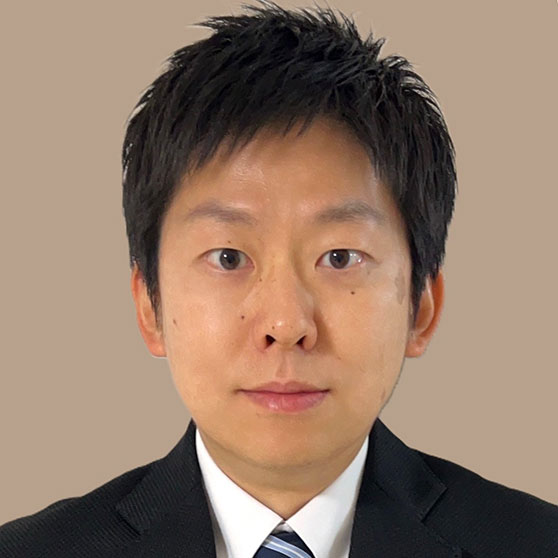 長戸 祐介 氏